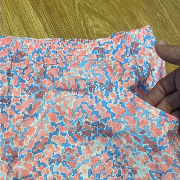 Columbia Women's Athletic Shorts - Pink and Blue Pattern has pockets large - Picture 3 of 5